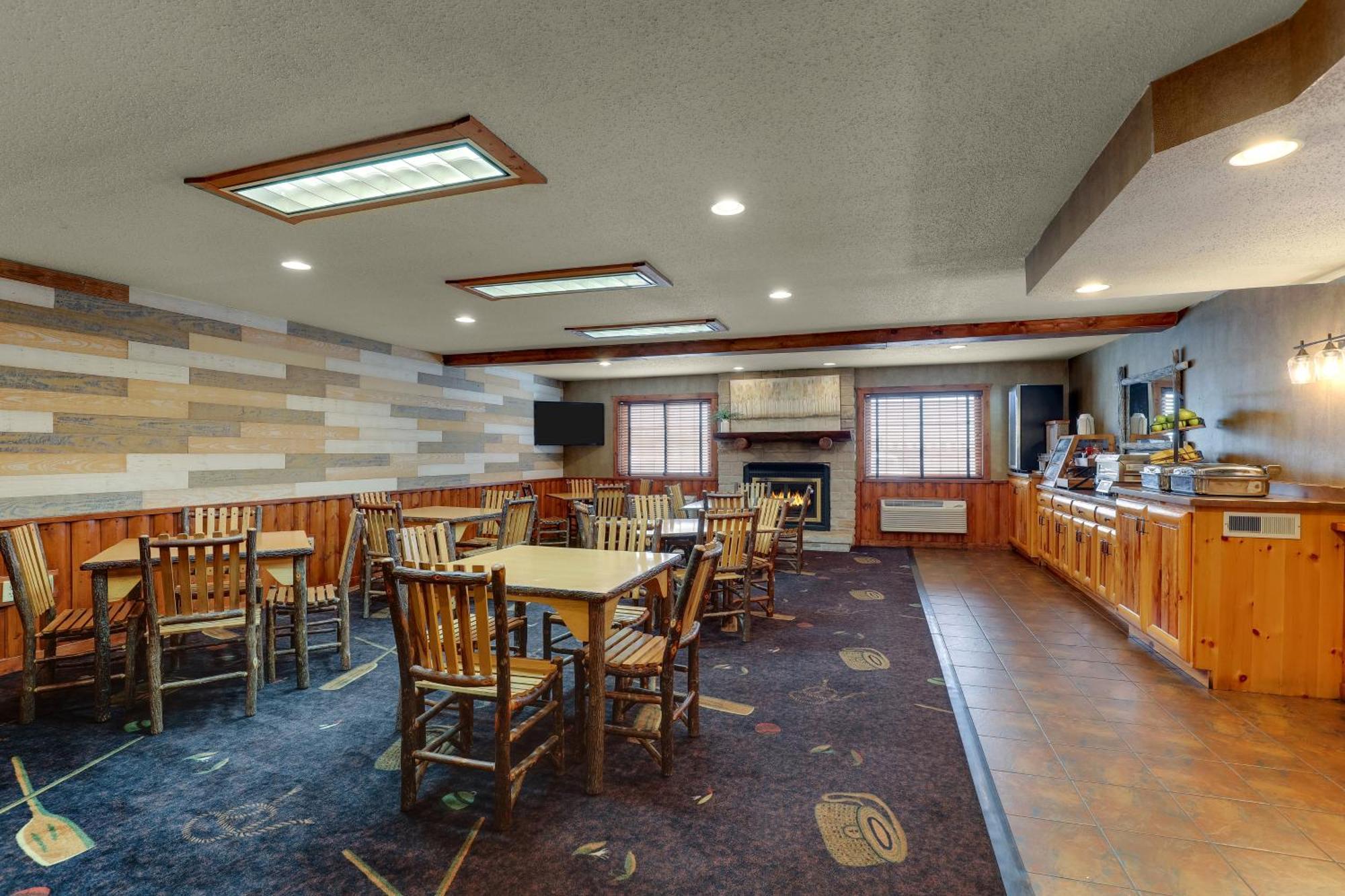 Stoney Creek Inn كوينسي المظهر الخارجي الصورة